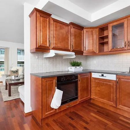 City Center - Fully Furnished In High Standard Apartmán