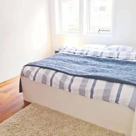 Apartment City Center - Fully Furnished In High Standard *